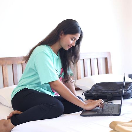 Tapasya Health & Wellness Hotel Jaysingpur Kültér fotó