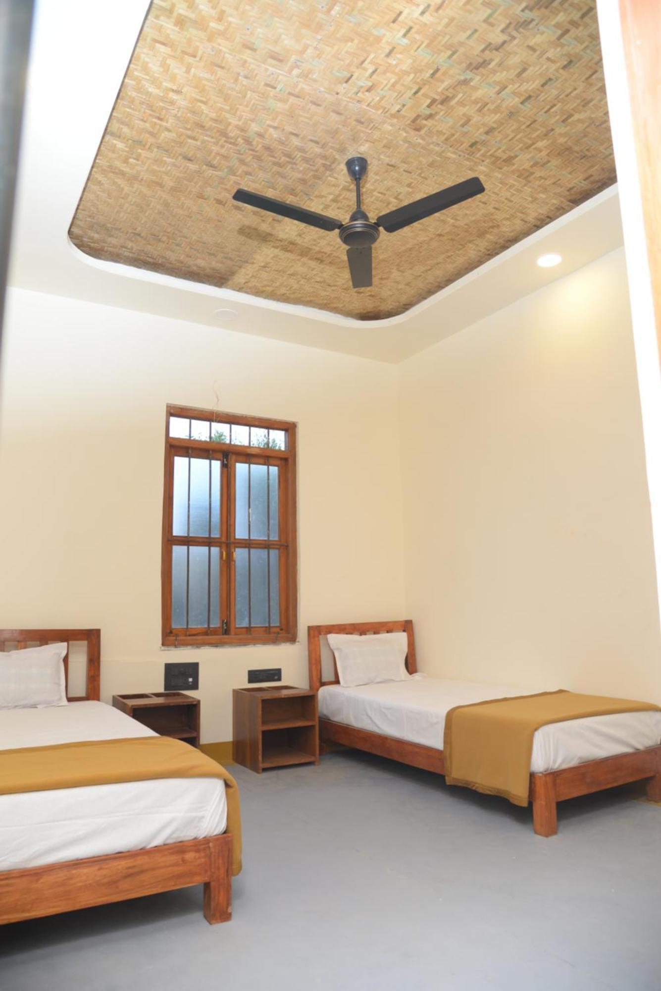 Tapasya Health & Wellness Hotel Jaysingpur Kültér fotó