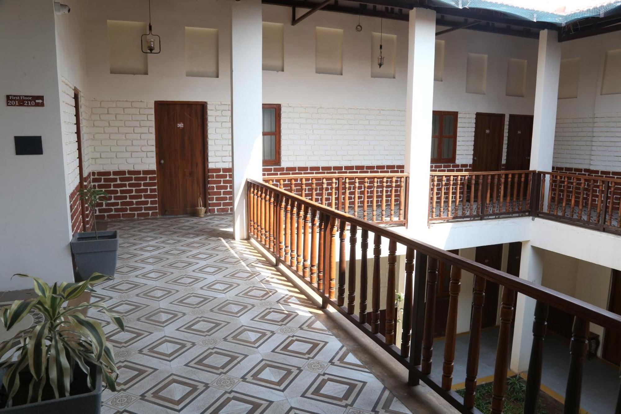 Tapasya Health & Wellness Hotel Jaysingpur Kültér fotó